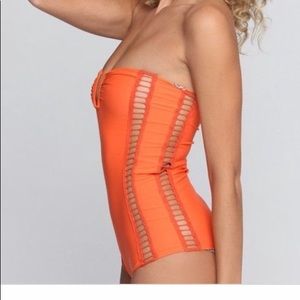 Acacia mango Africa one piece (xs/p)